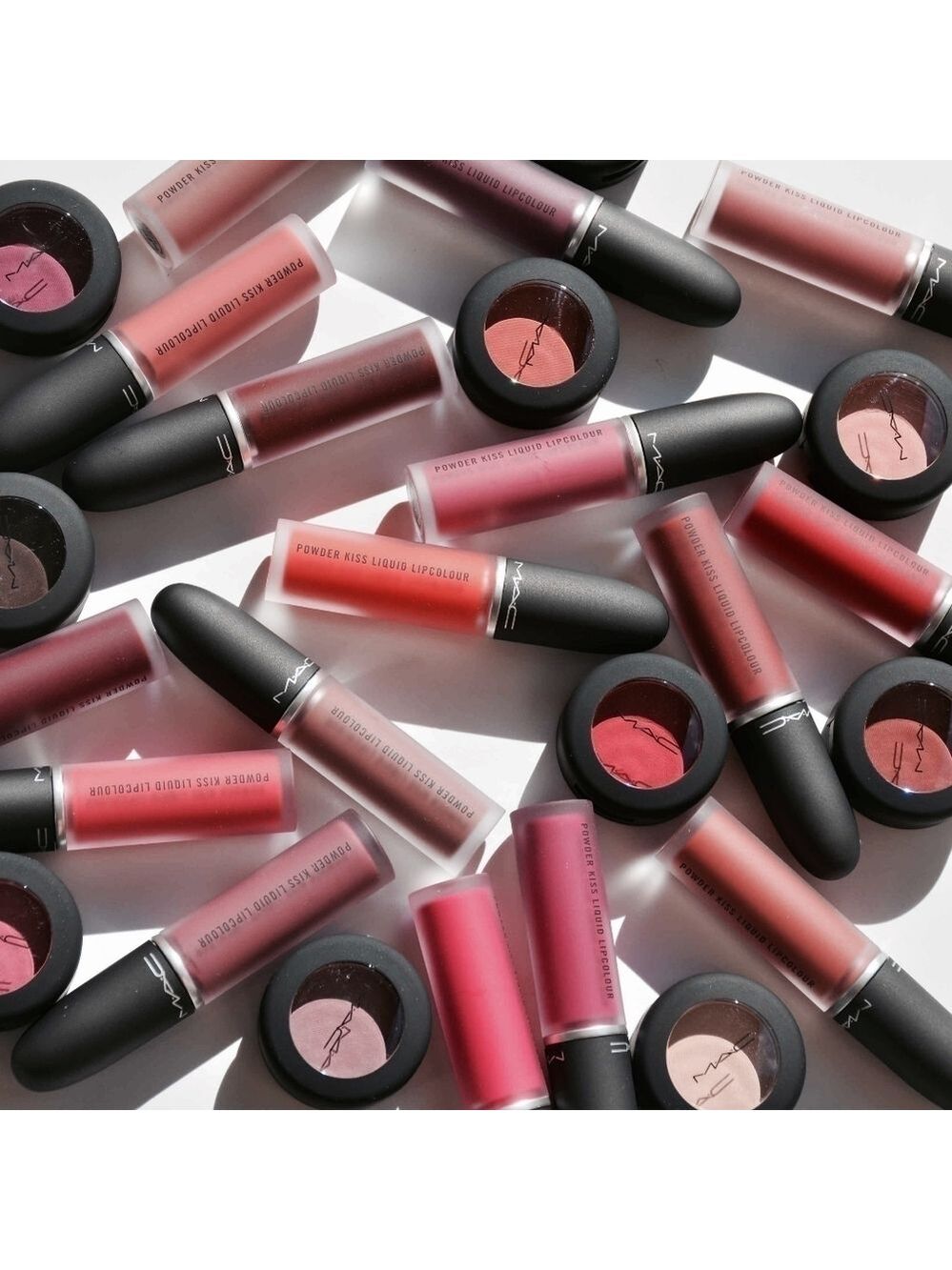 RETIRED MAC Fashion, Sweetie 995, Powder Kiss Liquid Lipcolour – Berry Red - Picture 10 of 10